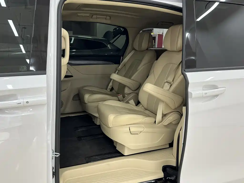 Buick GL8 New Energy 2025 Lu Shang First Edition 7 seats купить на сайте DeffCars