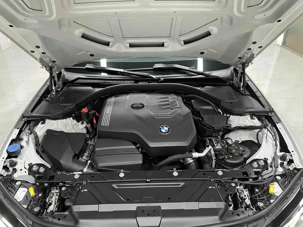 BMW 3 Series 2023 320Li M Sports Package купить на сайте DeffCars
