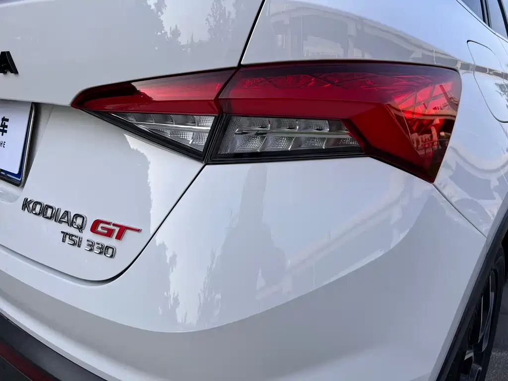 Kodiak GT 2019 TSI330 2WD Deluxe Edition National VI купить на сайте DeffCars