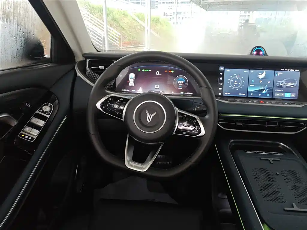 Lantu FREE 2024 ultra-long battery life smart driving version купить на сайте DeffCars