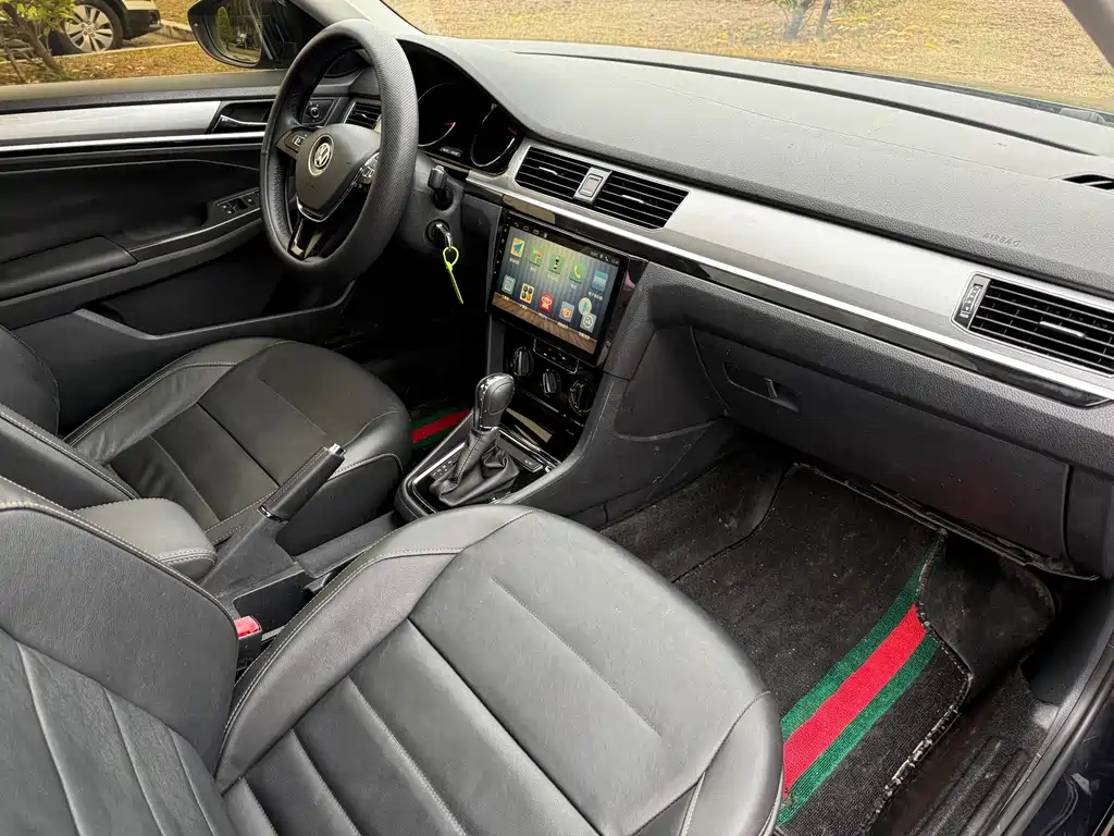 Bora 2018 1.5L automatic comfort model купить на сайте DeffCars