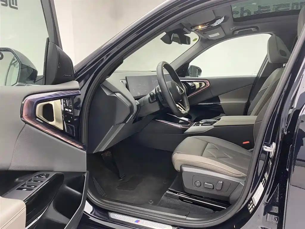 BMW X3 2025 xDrive30L Exclusive M Sports Night Package купить на сайте DeffCars