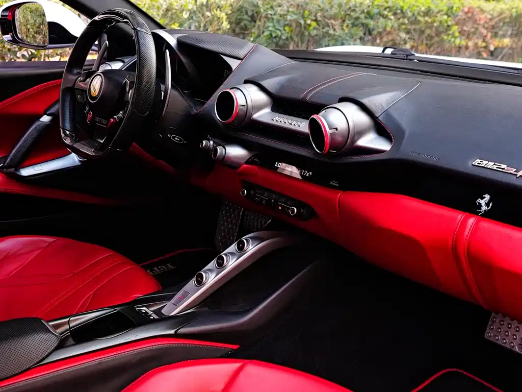 Ferrari 812 2017 6.5L Superfast купить на сайте DeffCars