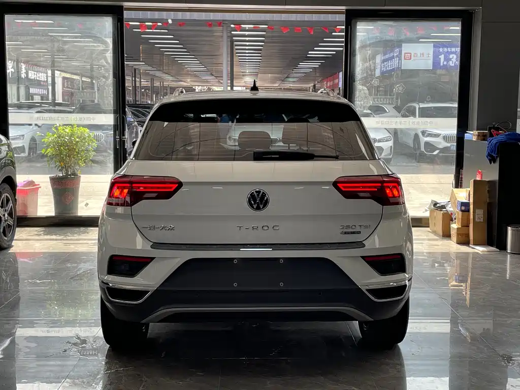 T-ROC 2021 facelift 280TSI DSG four-wheel drive luxury smart connected version купить на сайте DeffCars