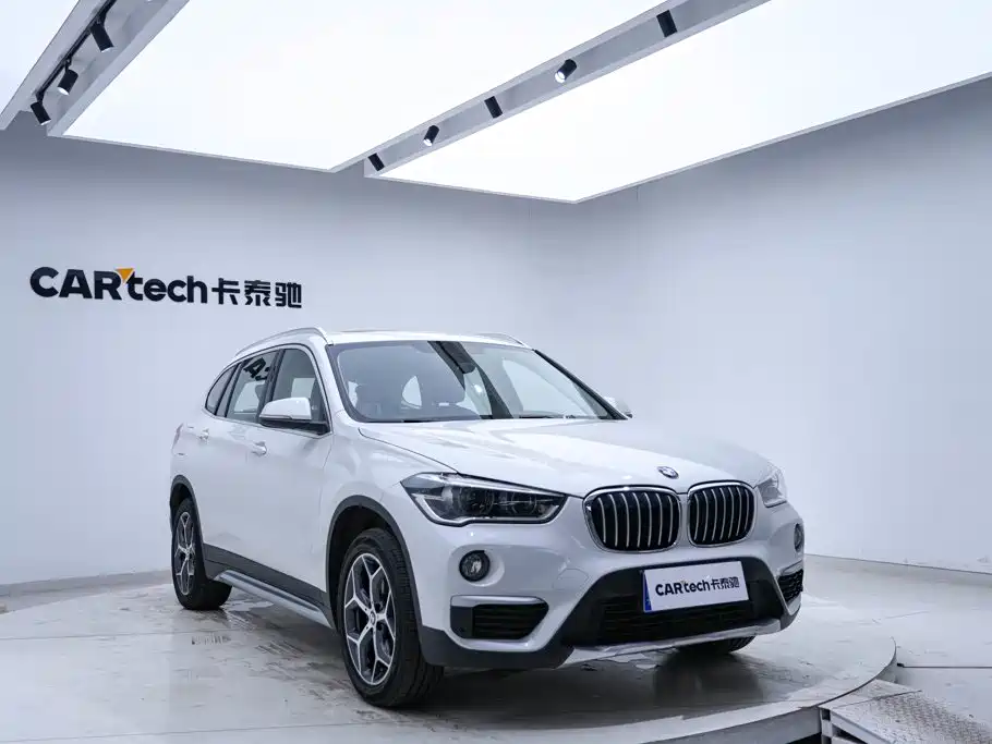 BMW X1 2019 sDrive18Li Exclusive Model купить на сайте DeffCars