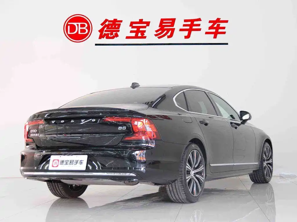 Volvo S90 2024 B5 Zhiyuan Luxury Edition купить на сайте DeffCars