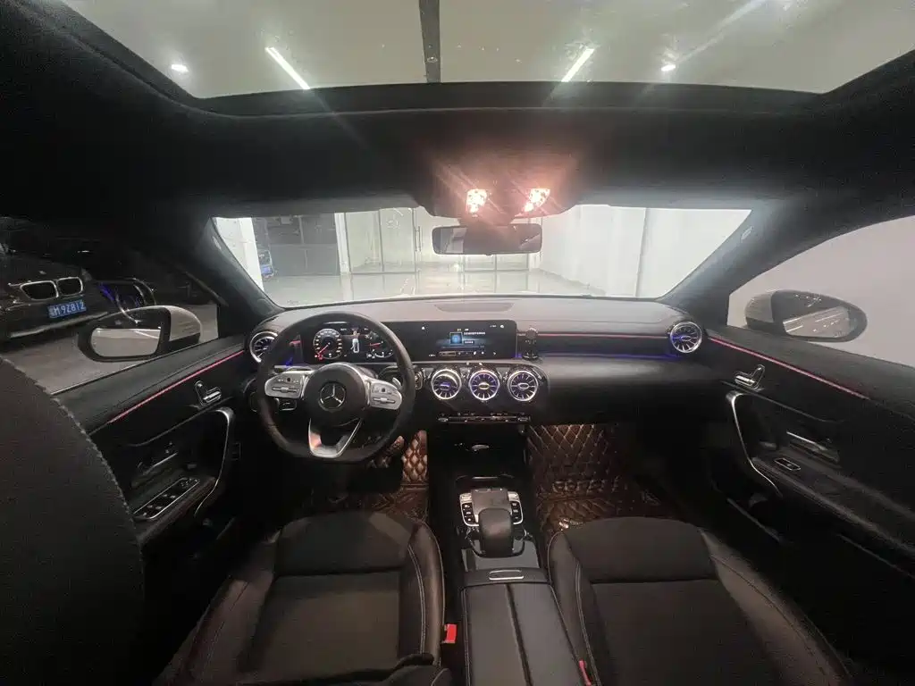 Mercedes-Benz A-Class 2020 A 200 L Sports Sedan купить на сайте DeffCars