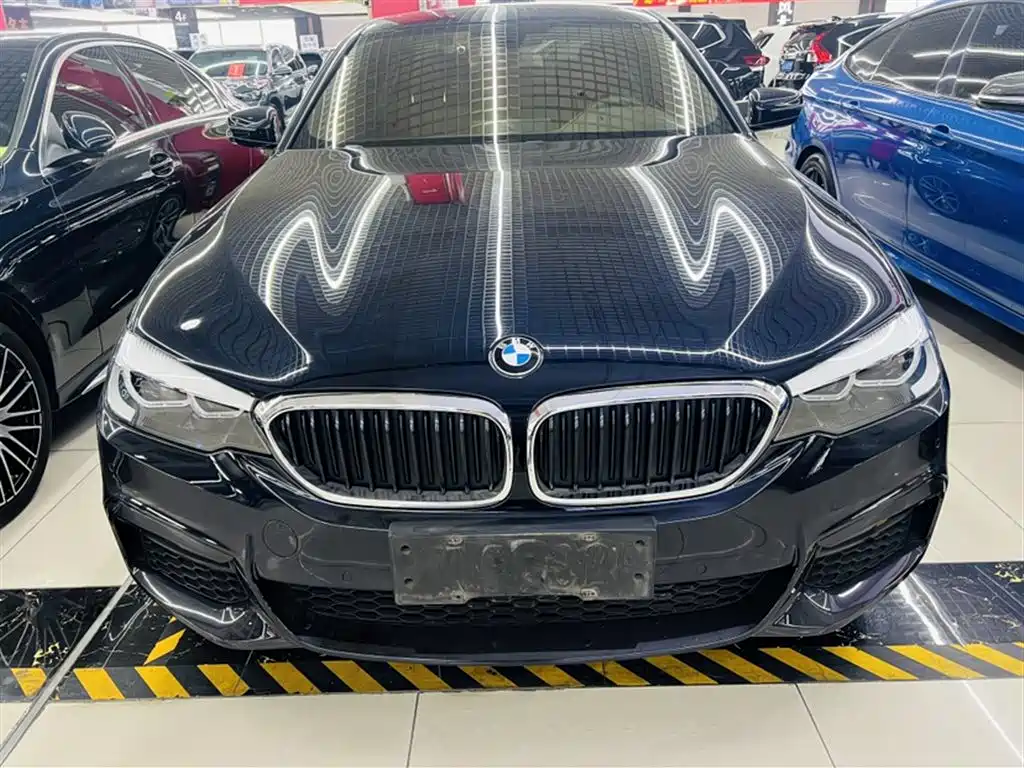 BMW 5 Series 2019 525Li M Sports Package купить на сайте DeffCars