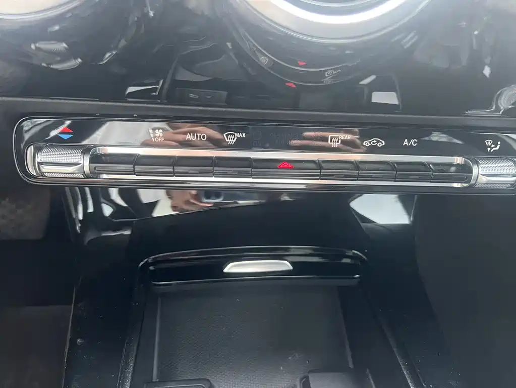 Mercedes A-Class 2022款 改款 A 180 L 运动轿车 купить на сайте DeffCars