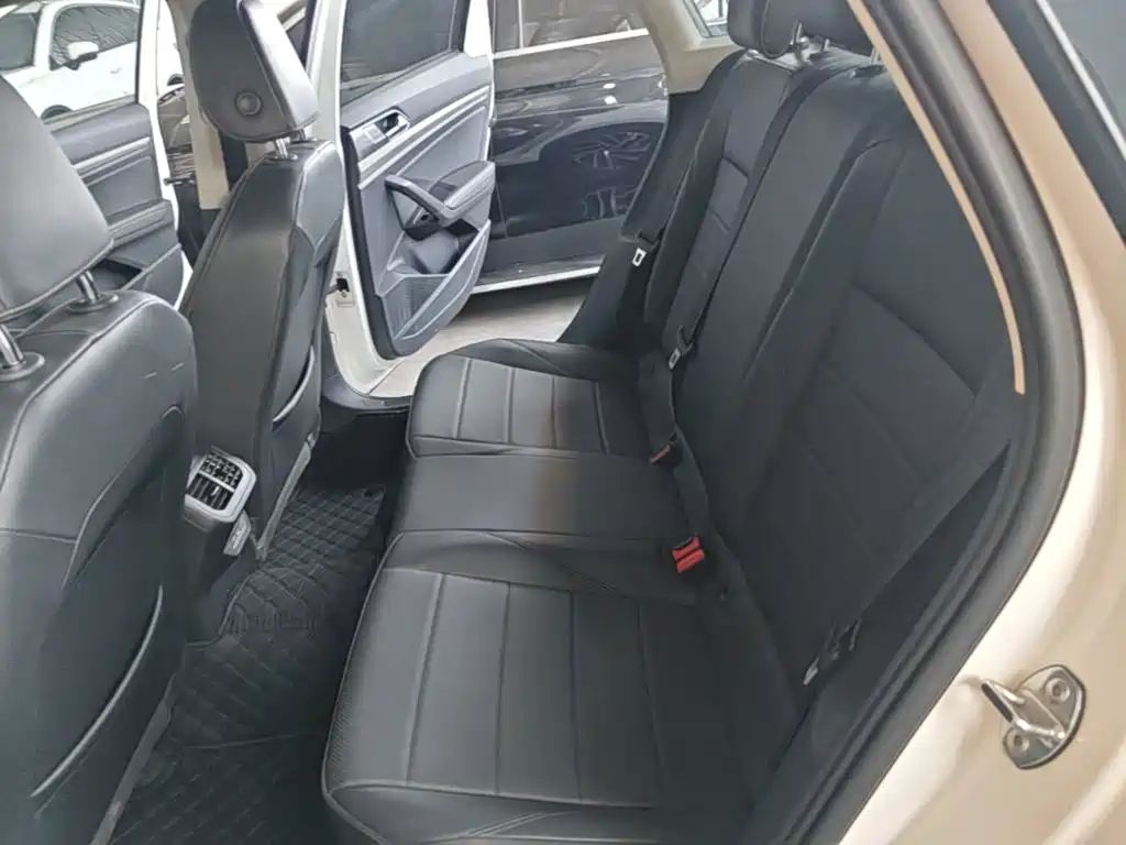 Lavida 2022 1.5L automatic comfort version купить на сайте DeffCars
