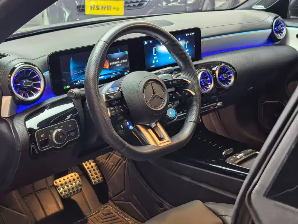 Mercedes-Benz CLA AMG 2024 AMG CLA 35 4MATIC купить на сайте DeffCars