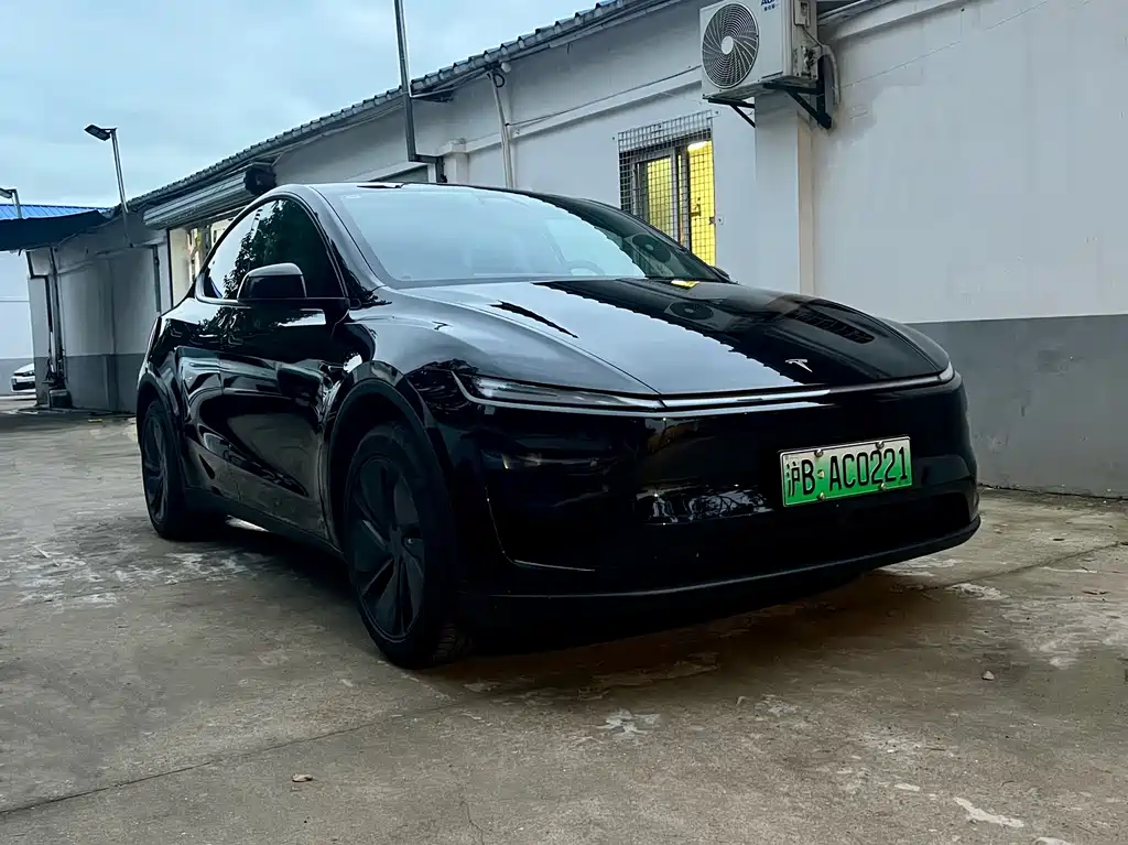 Model Y 2026 long-range rear-wheel drive version купить на сайте DeffCars
