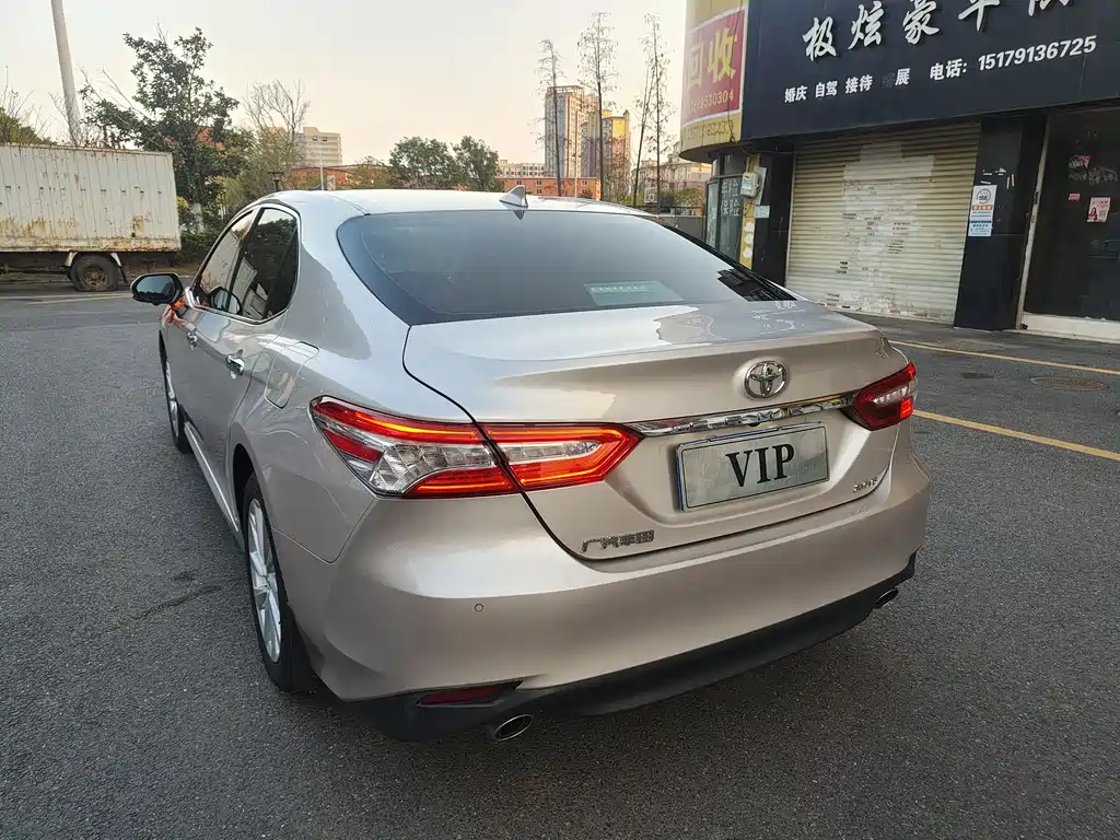 Camry 2023 2.0GVP Leading Edition купить на сайте DeffCars