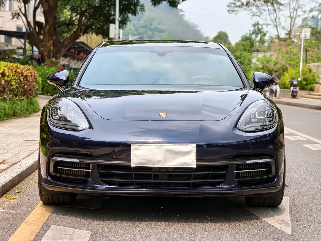 Panamera 2019 Panamera Executive Extended Edition 2.9T купить на сайте DeffCars