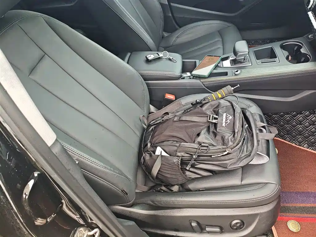 Audi A4L 2022 40 TFSI luxury and elegant model купить на сайте DeffCars