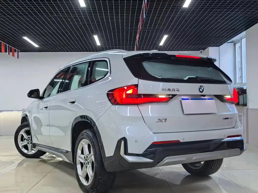 BMW X1 2023 sDrive20Li X Design Package купить на сайте DeffCars