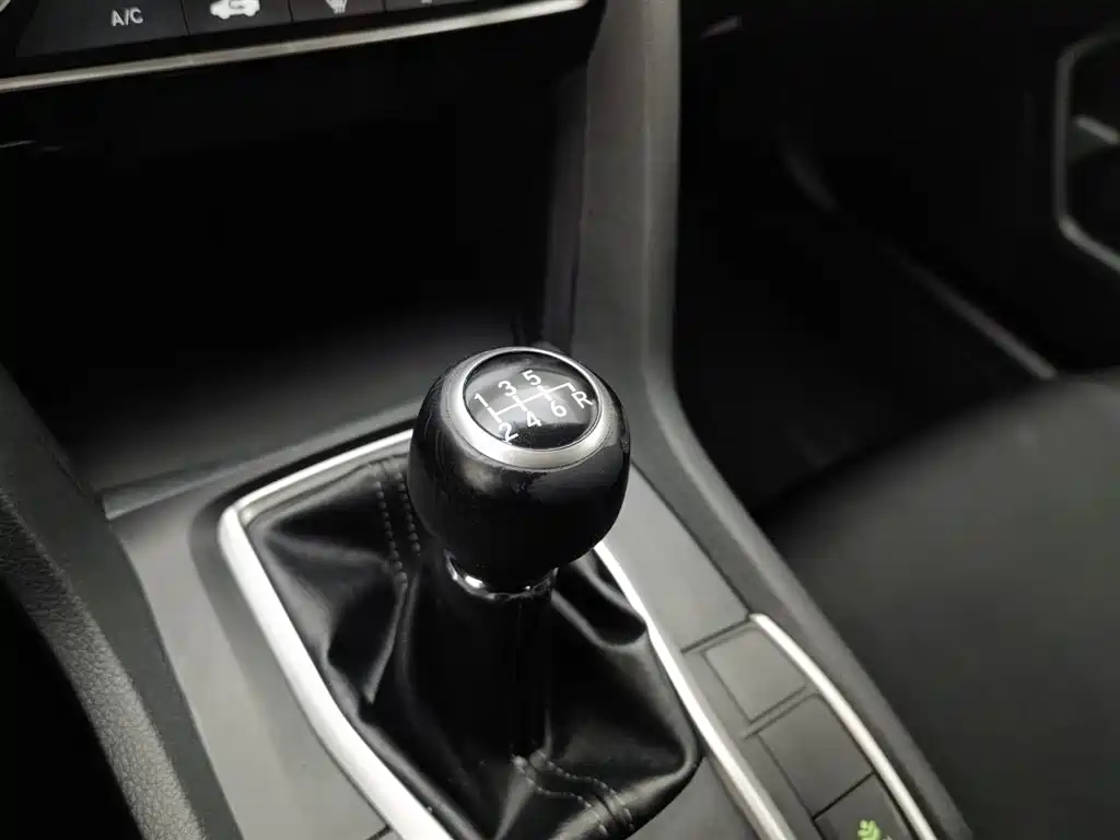 Civic 2016 180TURBO manual comfort version купить на сайте DeffCars