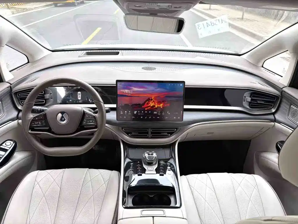 Denza D9 2022 DM-i 970 four-wheel drive flagship model купить на сайте DeffCars
