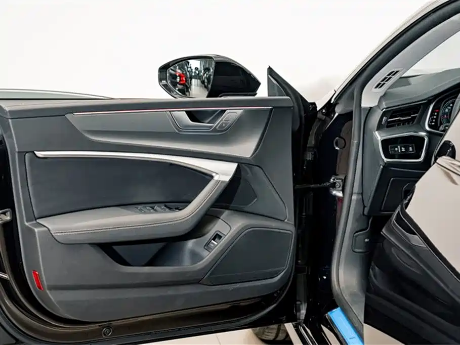 Audi A7L 2024 45 TFSI luxury model купить на сайте DeffCars