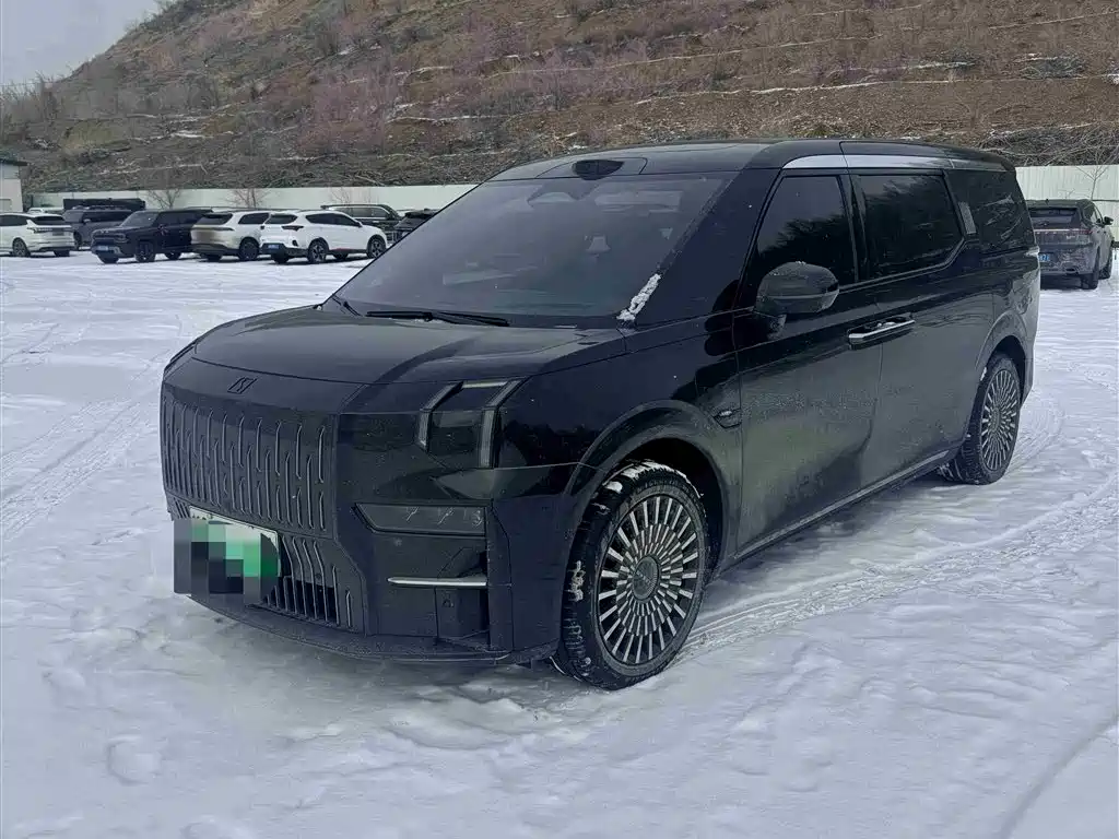 Jikrypton 009 2024 seven-seat aisle version four-wheel drive 108kWh купить на сайте DeffCars