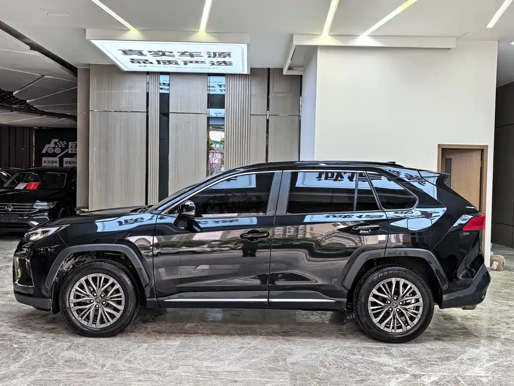 Wilanda 2024 2.0L CVT two-wheel drive luxury PLUS version купить на сайте DeffCars