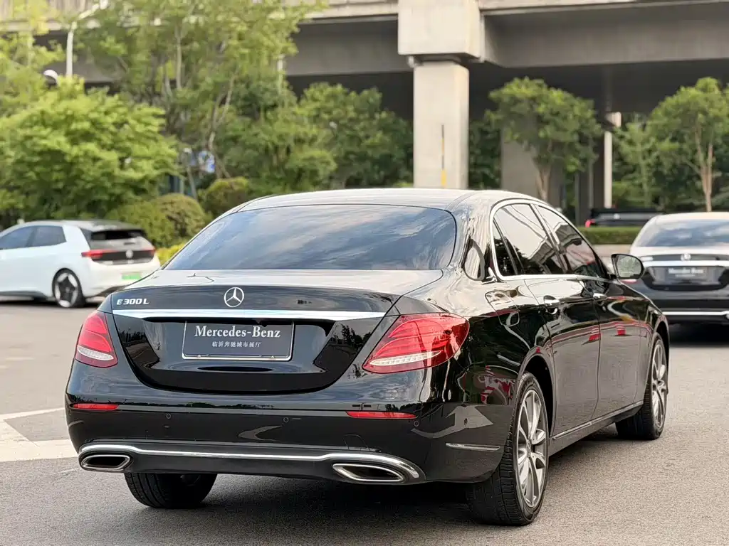Mercedes E-Class 2019 E200L купить на сайте DeffCars