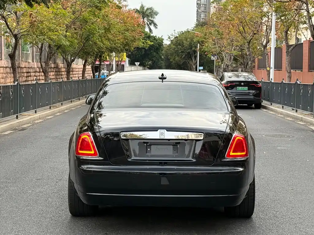 Ghost 2015 Series II Standard Edition купить на сайте DeffCars