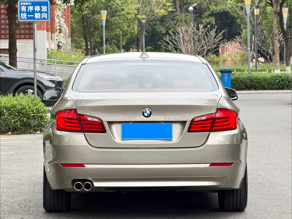 BMW 5 Series 2011 523Li Luxury купить на сайте DeffCars
