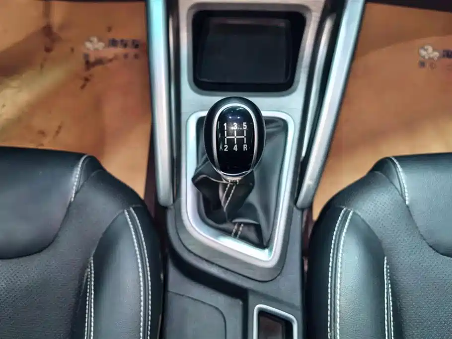 Vision X3 2017 1.5L manual premium model купить на сайте DeffCars