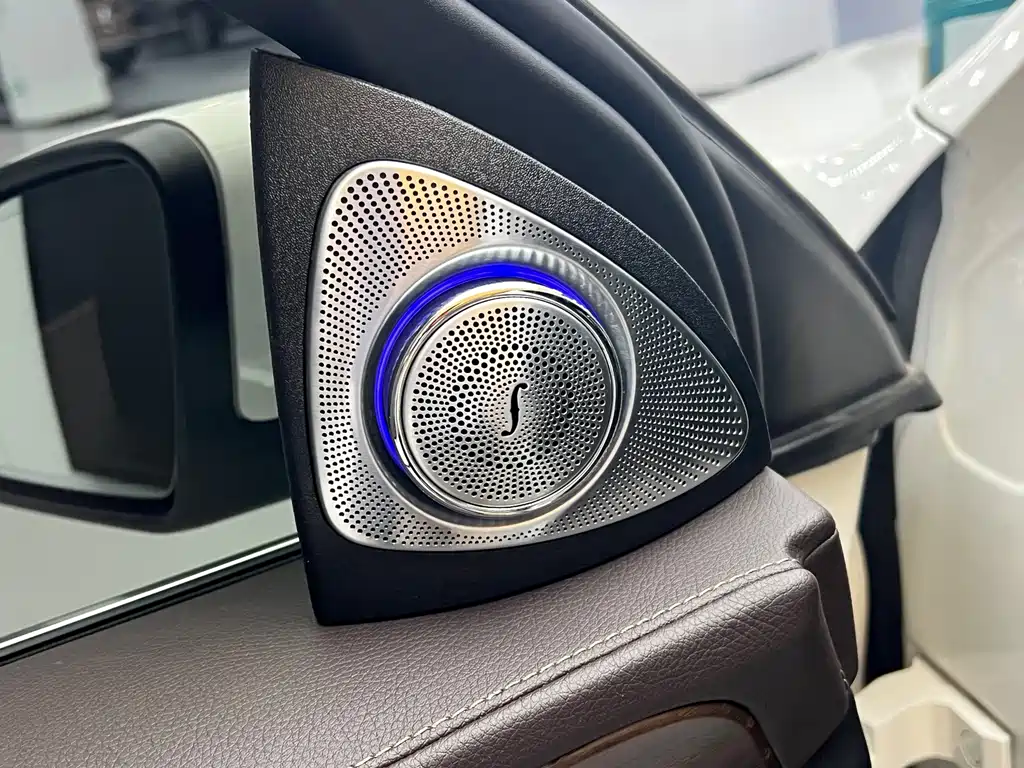 Mercedes GLC 2021 260 L 4MATIC luxury model купить на сайте DeffCars
