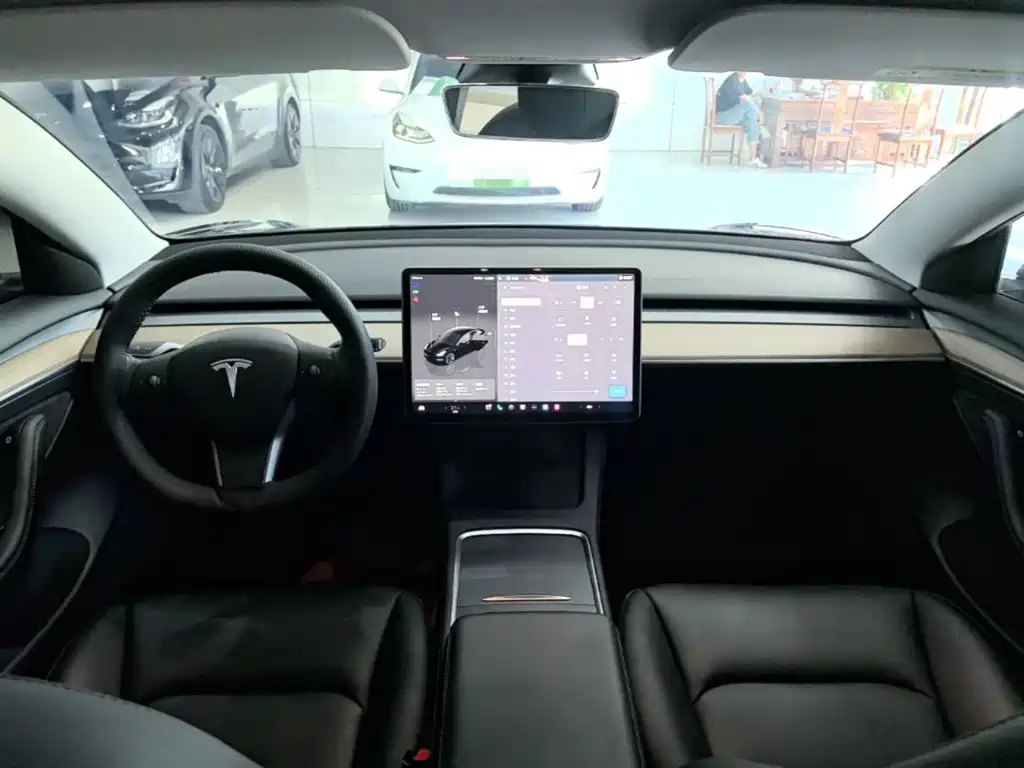 Model 3 2022 rear-wheel drive version купить на сайте DeffCars