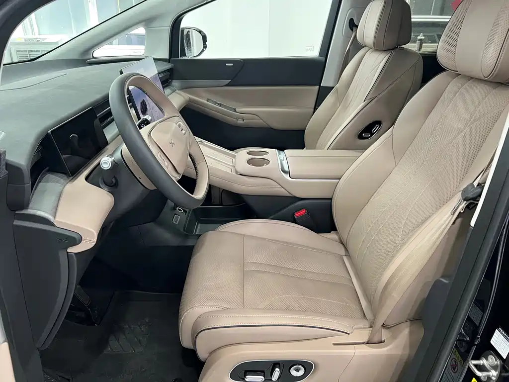 Xpeng X9 2025 pure electric 740 long battery life Max купить на сайте DeffCars