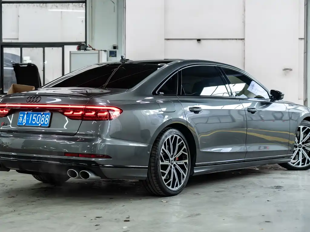 Audi S8 2021 S8L 4.0TFSI quattro купить на сайте DeffCars