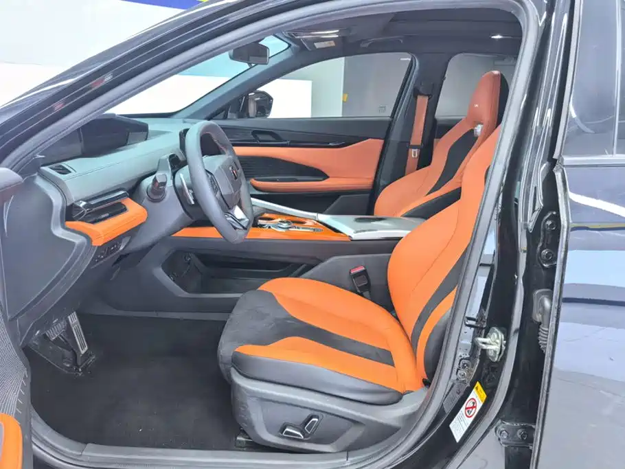 Changan UNI-V 2023 1.5T sports version купить на сайте DeffCars