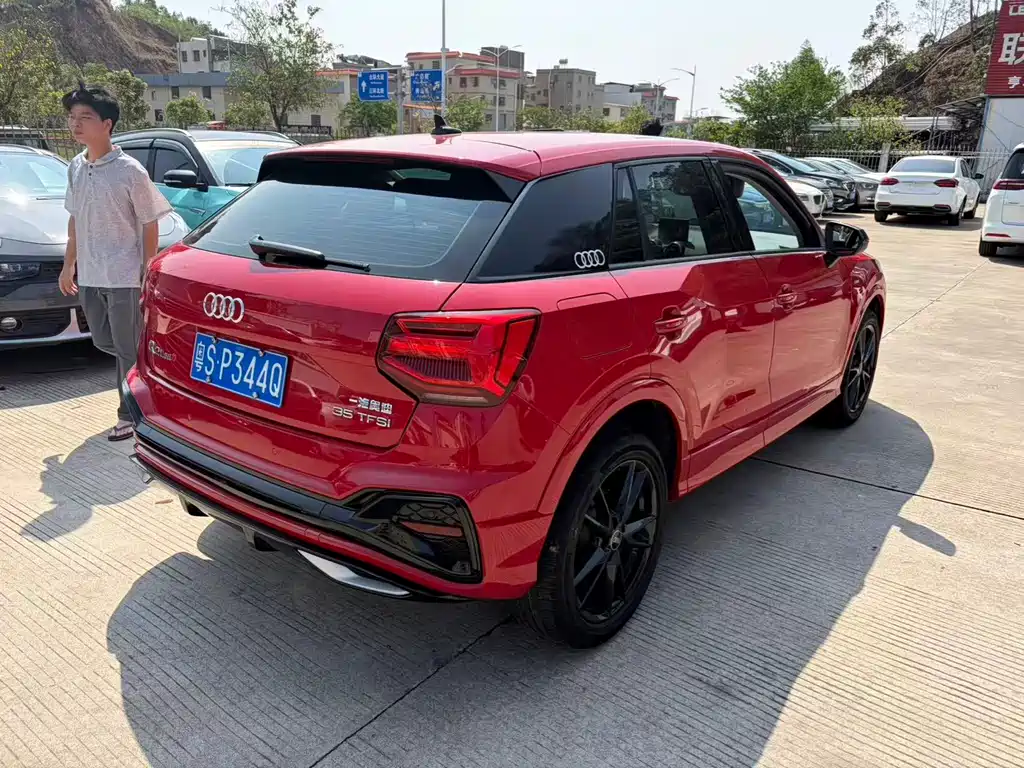 Audi Q2L 2022 35 TFSI aggressive and dynamic model купить на сайте DeffCars