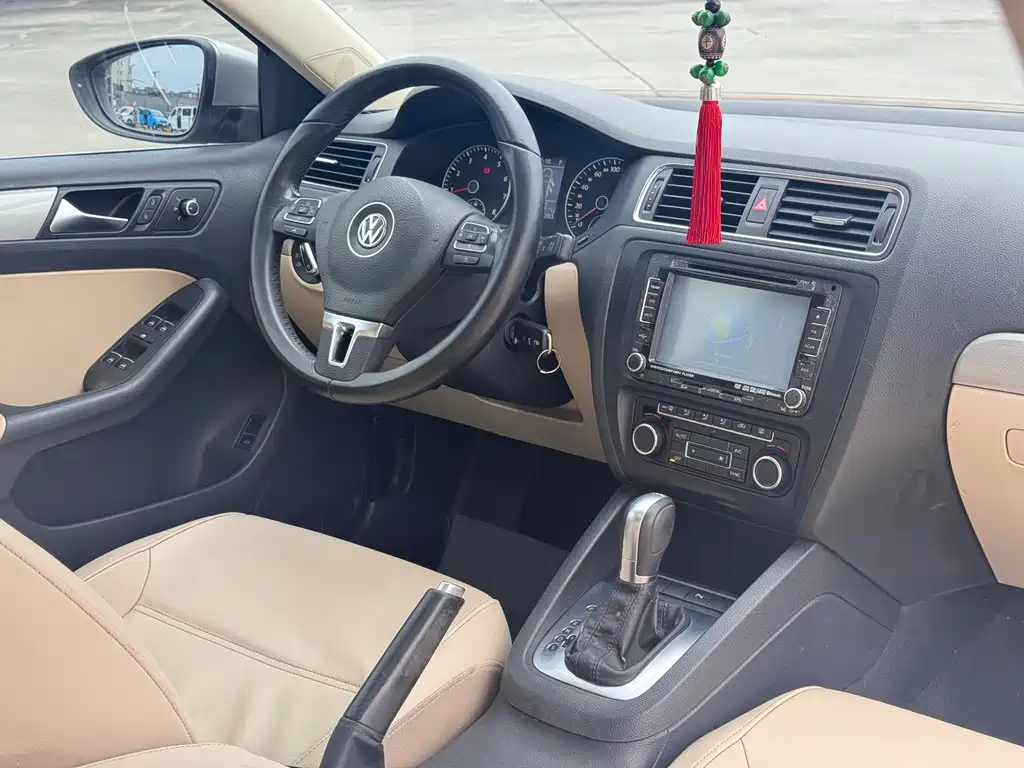 Sagitar 2014 1.4TSI automatic luxury model купить на сайте DeffCars