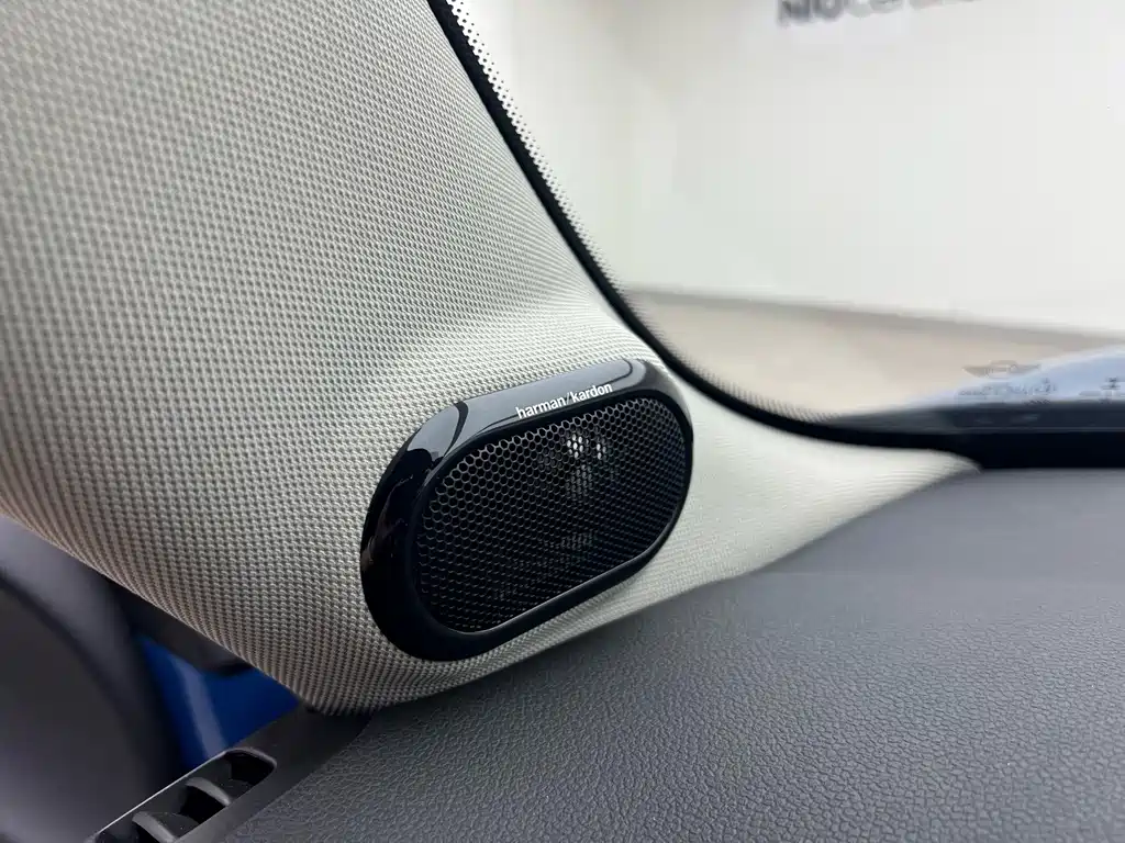 MINI 2022 2.0T COOPER S Artist купить на сайте DeffCars