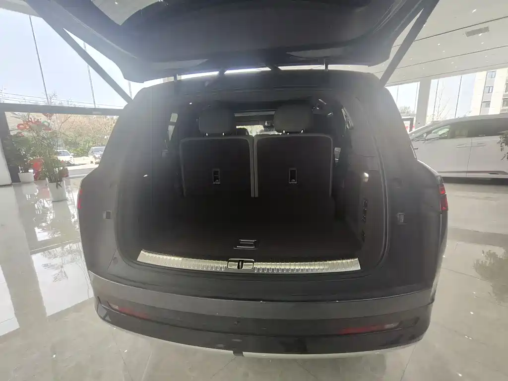 Denza N9 2025 flagship model купить на сайте DeffCars