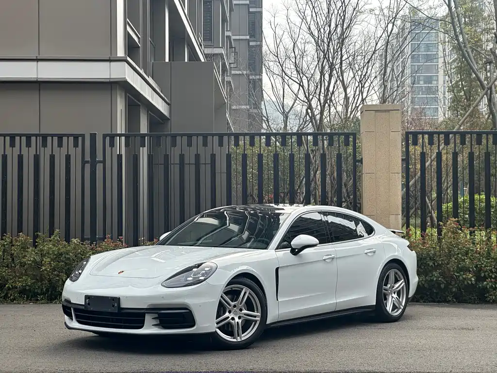 Panamera 2017 Panamera 3.0T купить на сайте DeffCars