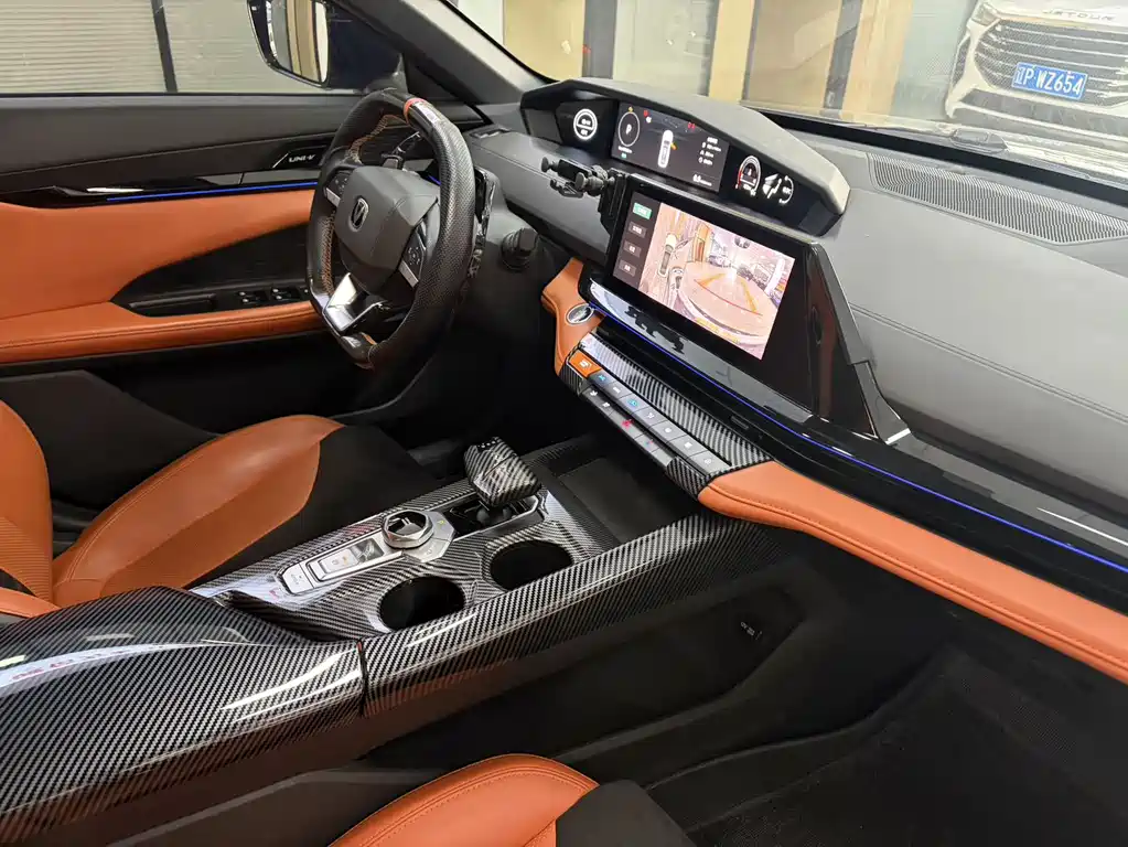 Changan UNI-V 2023 1.5T sports version купить на сайте DeffCars