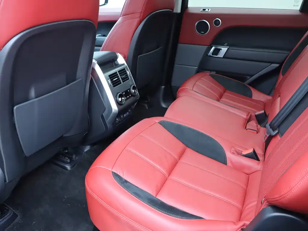 Range Rover Sport 2022 3.0 L6 Black Edition купить на сайте DeffCars
