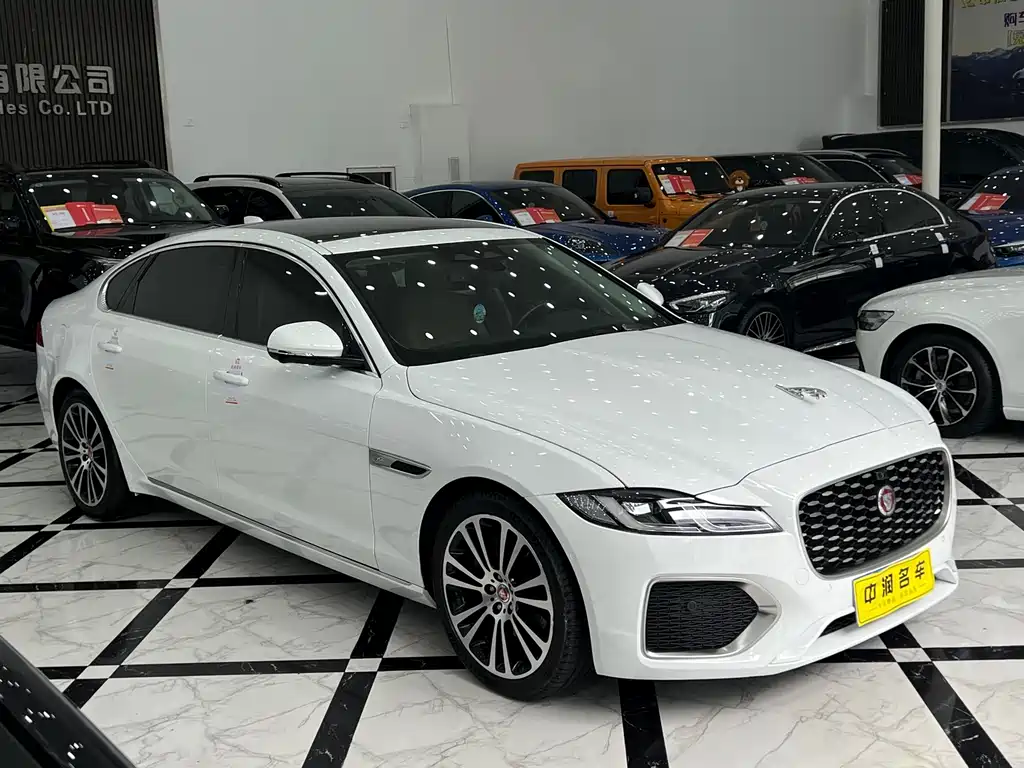 Jaguar XFL 2023 XFL 2.0T P250 two-wheel drive exclusive luxury version купить на сайте DeffCars