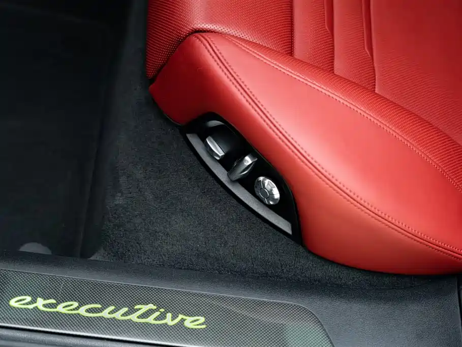 Panamera New Energy 2021 Panamera 4S E-Hybrid Executive Extended Edition 2.9T купить на сайте DeffCars
