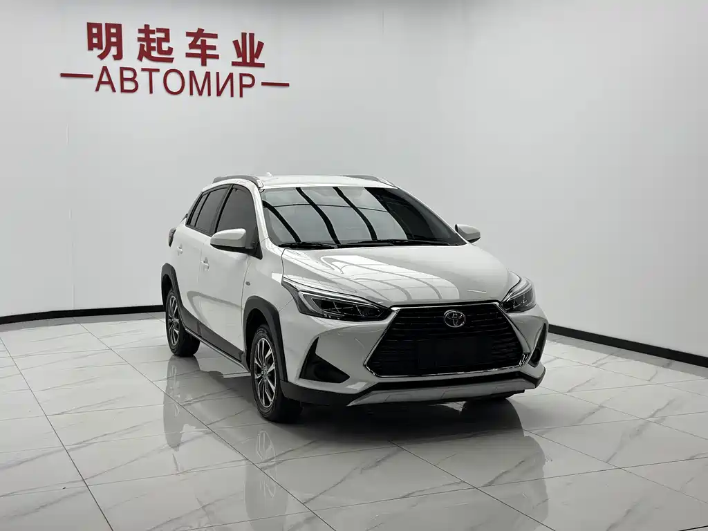 Yaris L Zhixuan 2022 Dazzling X 1.5L CVT Deluxe Plus Edition купить на сайте DeffCars