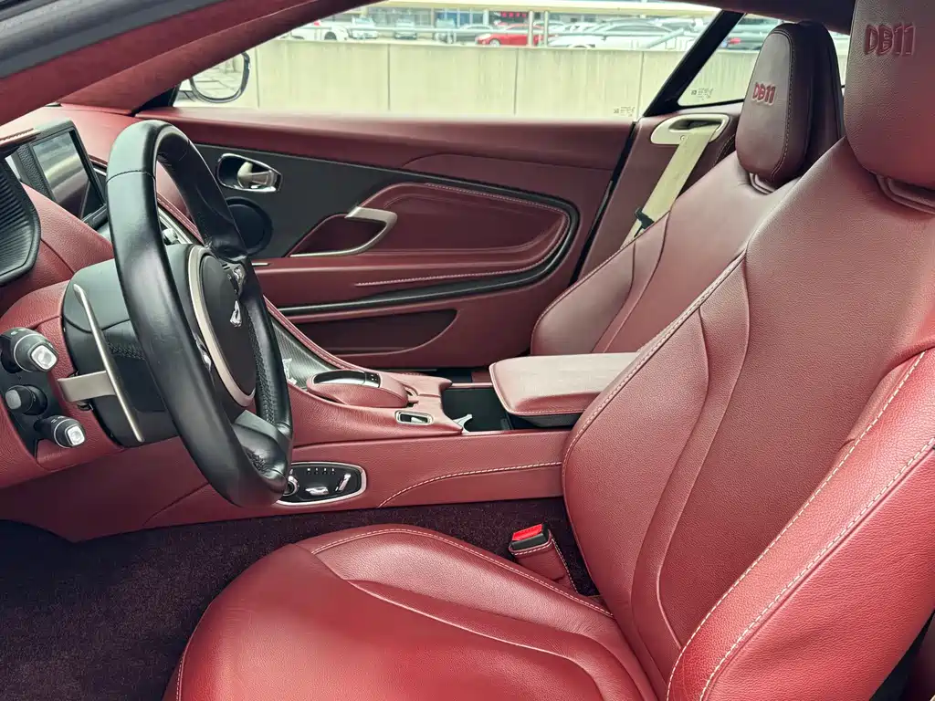 Aston Martin DB11 2016 5.2T First Edition купить на сайте DeffCars