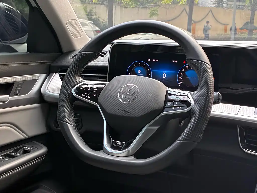 Lanxun 2023 380TSI four-wheel drive R-Line cruise version купить на сайте DeffCars