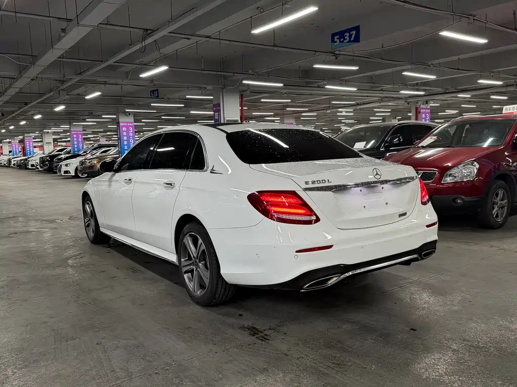 Mercedes-Benz E-Class 2018 E 200 L Sports купить на сайте DeffCars