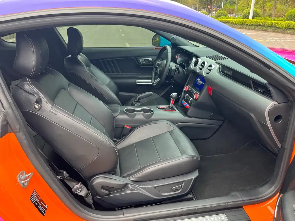 Mustang 2021 2.3T EcoBoost купить на сайте DeffCars