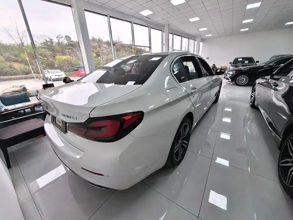 BMW 5 Series 2022 facelift 2 530Li leading model luxury package купить на сайте DeffCars
