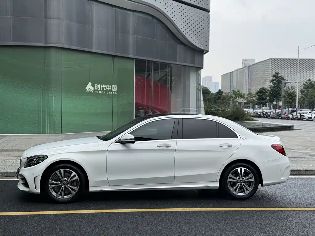 Mercedes-Benz C-Class 2021 C 200 L Fashionable Sports Edition купить на сайте DeffCars